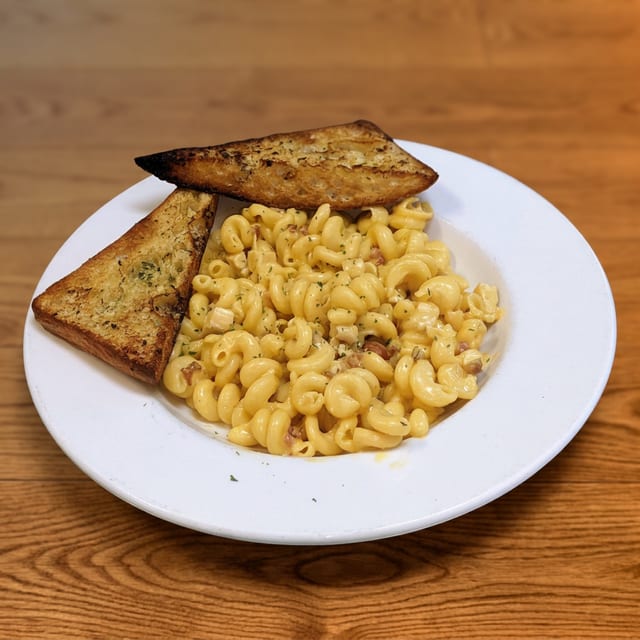 Classic Gouda Mac.
